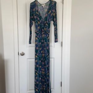Jessica Simpson maternity dress